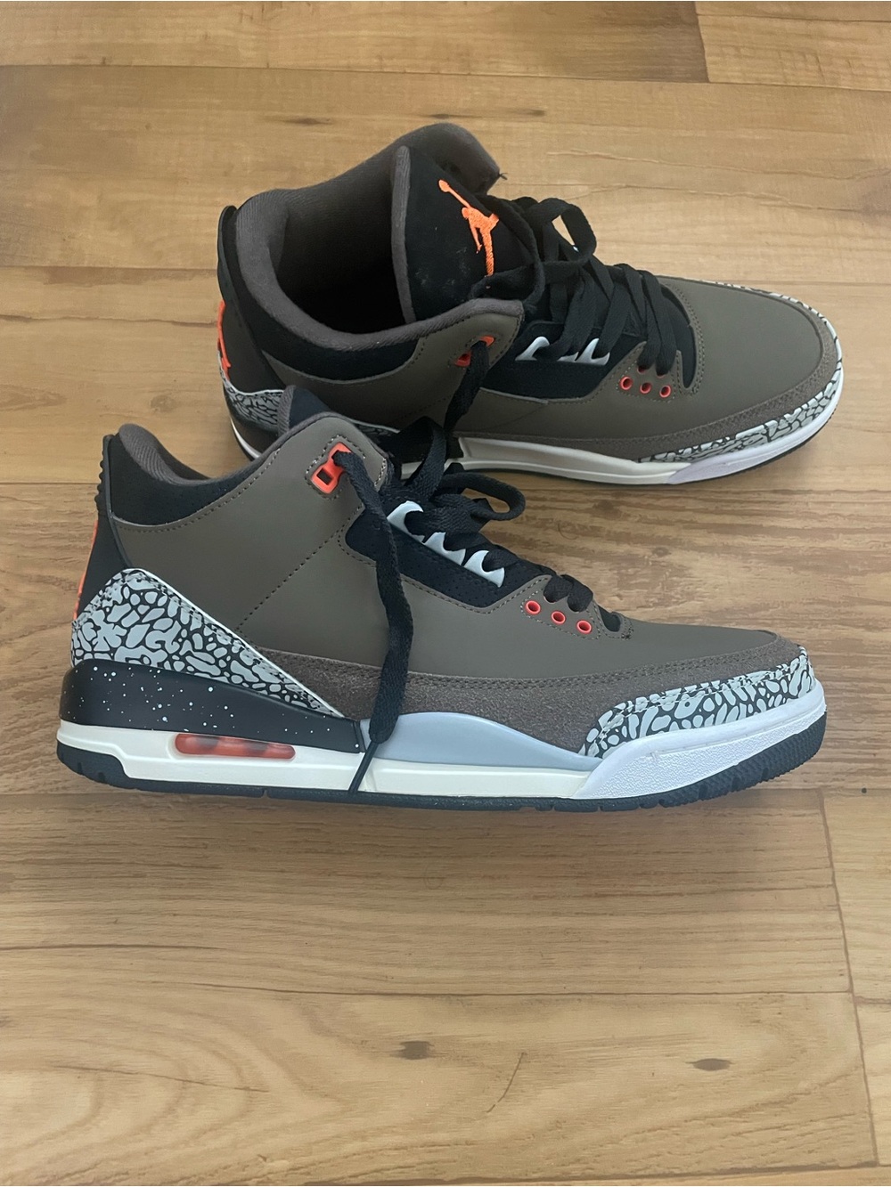 Men’s Jordan shoes sneakers size 11.5 - Picture 2 of 5